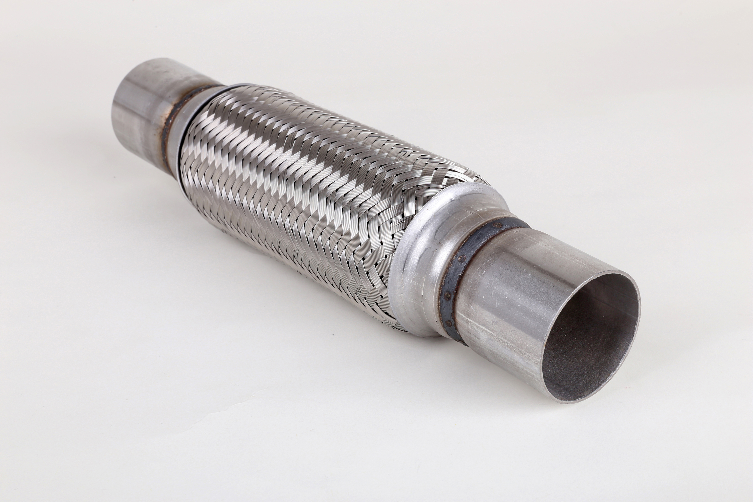 Proveedor de tubos de escape flexibles galvanizados para motores pequeños